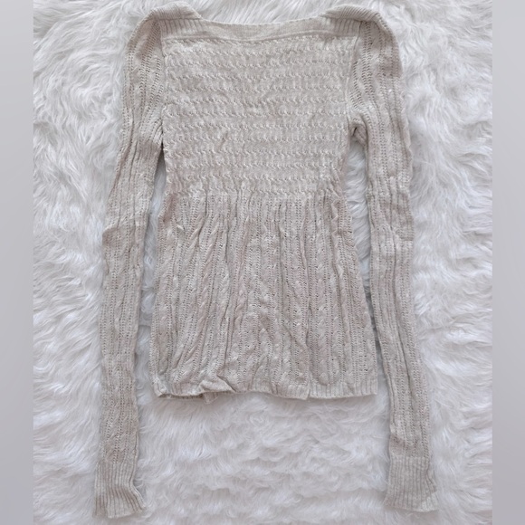 Abercrombie and Fitch Babydoll Sweater - Picture 4 of 4